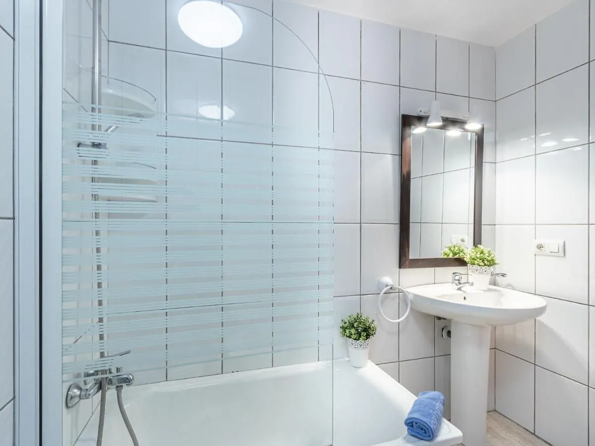Apartment Port Banyuls-2 By Interhome エンプリアブラバ 0*,  スペイン